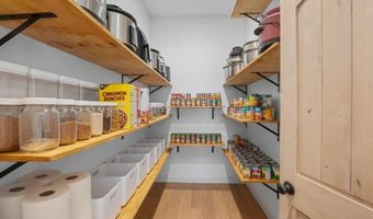 7572 Best Ln, Alhambra, IL 62001