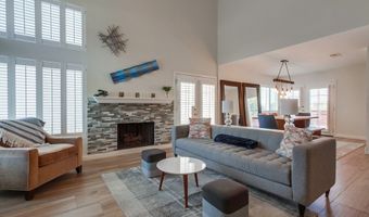 7411 Brava St, Carlsbad, CA 92009