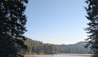 447 S Beaver Lake Rd, Athol, ID 83801