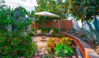 6433 La Paloma St, Carlsbad, CA 92009