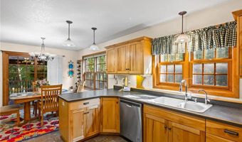 615 Woodsmen Dr NE, Alexandria, MN 56308