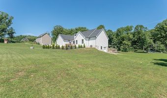 61 Beecher Rd, Brooklyn, CT 06234