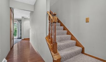 45319 Old Middle Ridge Rd, Amherst, OH 44001