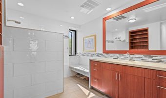 68-1050 Mauna Lani Pt J207, Kamuela, HI 96743