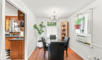 181 Brookside Dr, North Kingstown, RI 02852