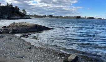 127 Harrison Ave 2, Newport, RI 02840
