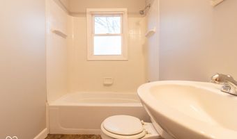 2510 W 38th St, Anderson, IN 46011