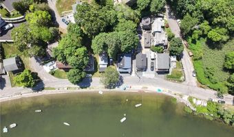22 Harrison St, Bristol, RI 02809
