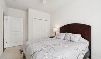 44589 YORK CREST Ter #200, Ashburn, VA 20147