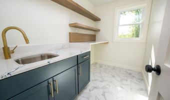 17-4 31 Boiling Kettle Way 17-4-31, Bedford, NH 03110