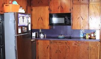 312 Magnolia St, Hico, TX 76457