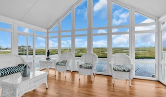 259 Cypress Dr, Bayville, NJ 08721
