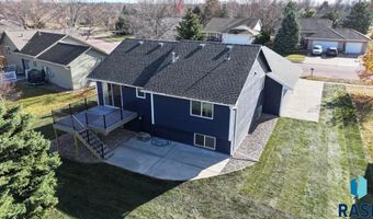 804 E Maywood St, Brandon, SD 57005