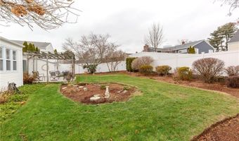 104 Howland Ave, East Providence, RI 02914