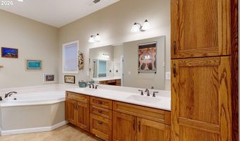7200 VISTA RIDGE Dr, Brookings, OR 97415