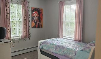 792 Cottage St, Athol, MA 01331