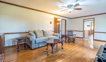 20010 Oakwood Dr, Abingdon, VA 24211