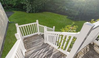 350 Essex Rd, North Kingstown, RI 02852