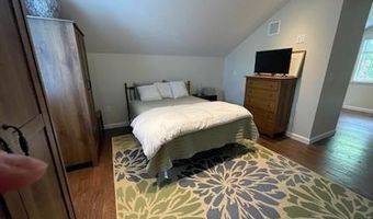 24 Anthony St, Newport, RI 02840