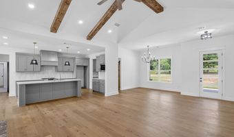 6748 N Detonti Rd, Bauxite, AR 72011