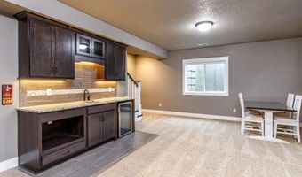 2702 Weston Dr, Ames, IA 50010