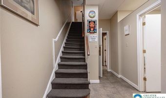 135 N 5th St, Allentown, PA 18102