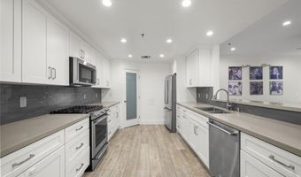 5350 White Oak Ave 113, Encino, CA 91316