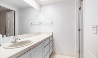 2115 Nature Cove Ct 206, Ann Arbor, MI 48104