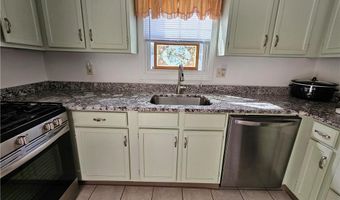 19 Black Walnut Dr, Coventry, RI 02816