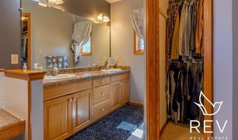 14 Beacon Dr, Cody, WY 82414