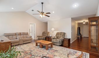 6053 N Central Ave, Batesville, AR 72501