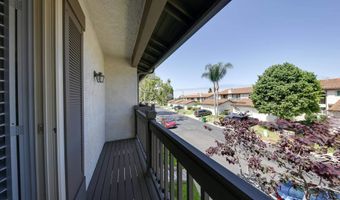 6854 Maple Leaf Dr, Carlsbad, CA 92011