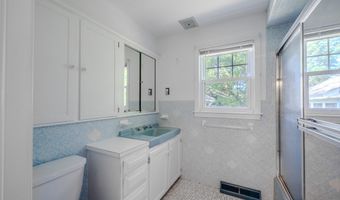 10 Primrose Rd, Billerica, MA 01821