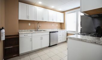559 E Exchange St, Akron, OH 44306