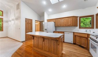 5 Ellesmere Ln, Bella Vista, AR 72714