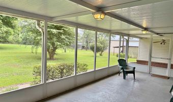 154 Perry Ln, Atmore, AL 36502