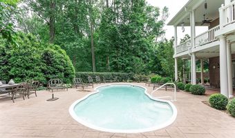 192 Lakeshore Dr, Albany, KY 42602
