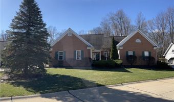 693 Elmwood Pt, Aurora, OH 44202