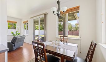 124 Kapela Pl, Kahului, HI 96732