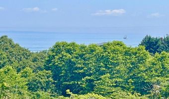 12 Lobsterville Rd, Aquinnah, MA 02535