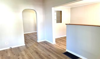 572 W Main St, Adena, OH 43901