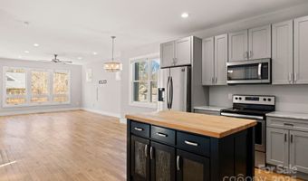 308 London Rd, Asheville, NC 28803
