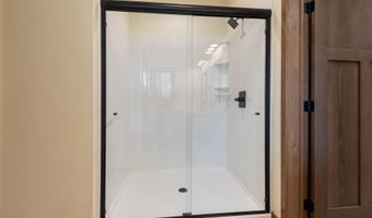 1716 N 18th St, Aberdeen, SD 57401