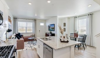 920 Logan Peak Way, Berthoud, CO 80513