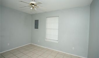 619 W Oak St, Alton, TX 78573