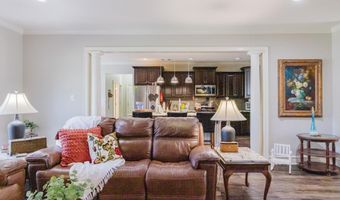 5916 Worth Ave, Benton, AR 72019