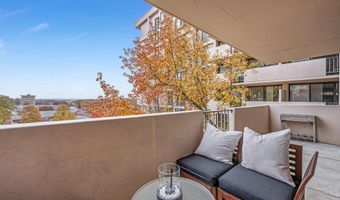 4141 N HENDERSON Rd 702, Arlington, VA 22203