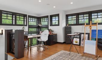 899 Skyevale NE, Ada, MI 49301