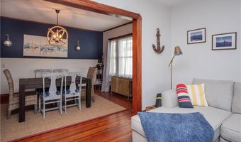 4 Newport Ave B2, Newport, RI 02840