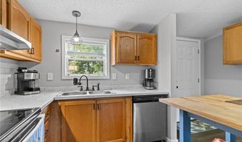 428 W Cross St, Austin, IN 47102